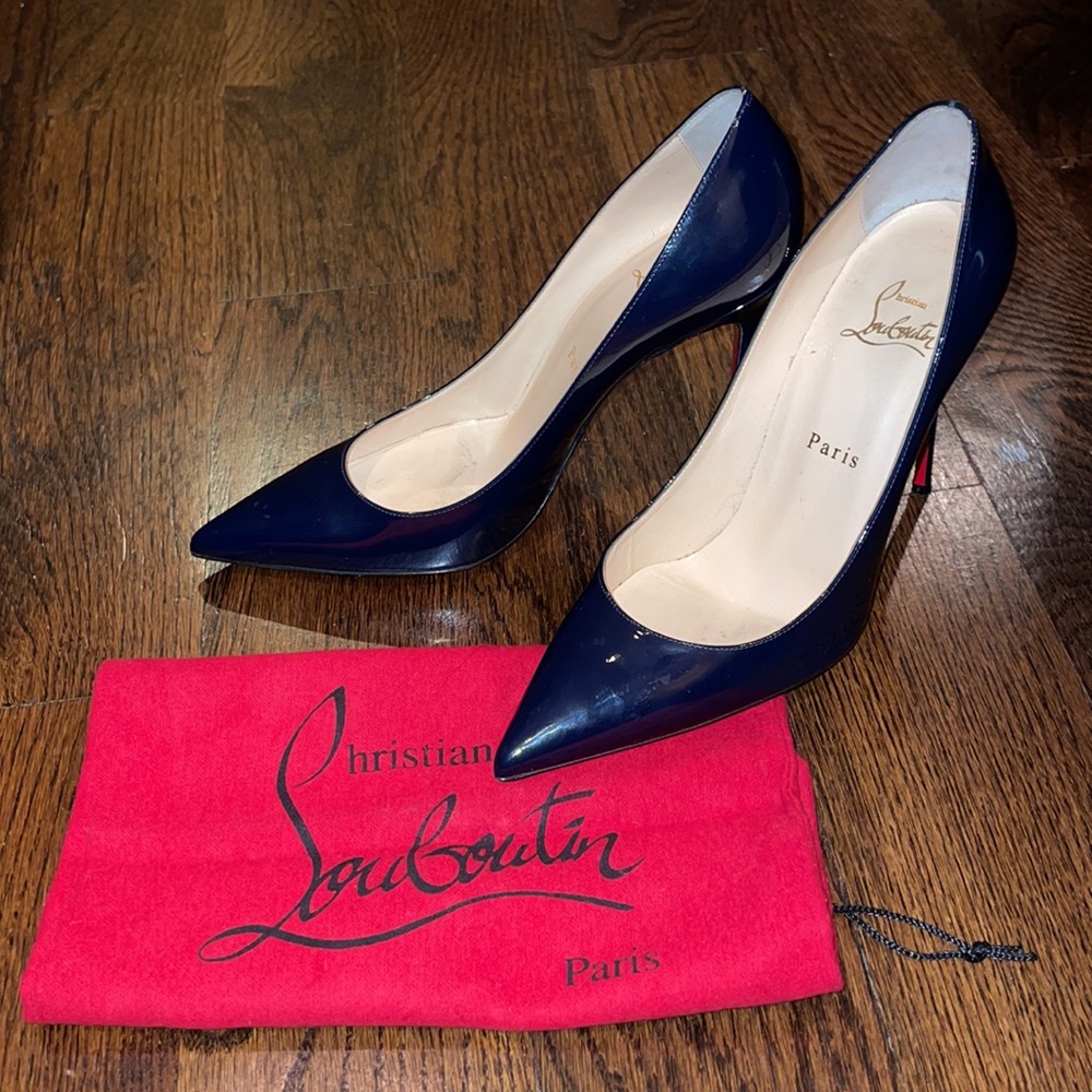 Christina Louboutin Navy Pumps